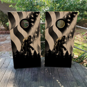 Big Foot & USA Flag Cornhole Set - Design 3