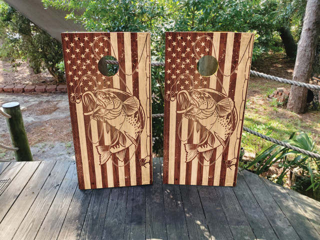 Wood Grain USA / Fishing Cornhole Set