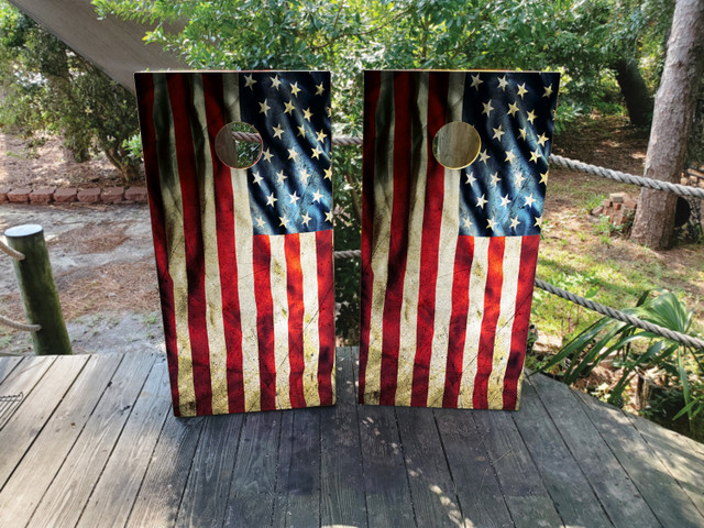 Grunge USA / American Flag Cornhole Set