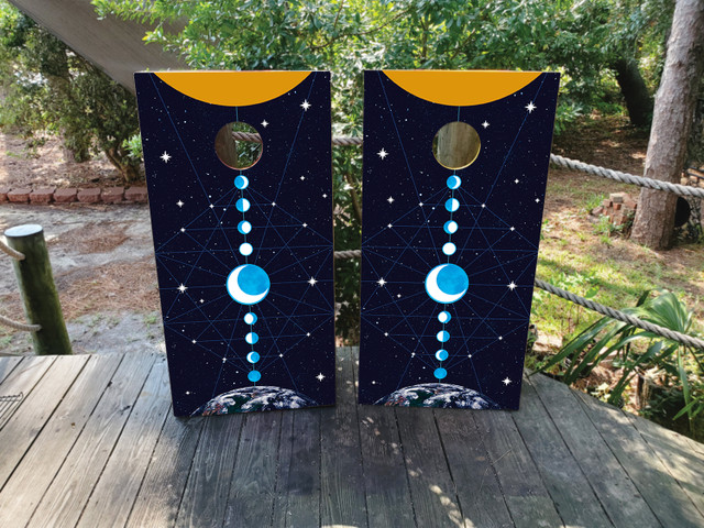 Moon Phases Cornhole Set